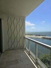 2451 Brickell Ave, Unit 2451 BRICKELL AVE #12B in Miami, FL - Building Photo - Building Photo