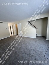 2398 Echo Valley Dr in Stow, OH - Building Photo - Building Photo