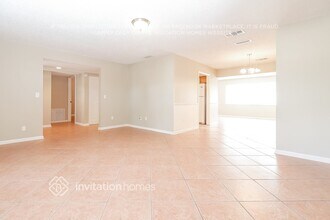 12111 92nd Way N, Unit 81 in Largo, FL - Building Photo - Building Photo