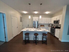 111 Morgan St in Stamford, CT - Building Photo