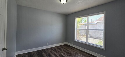 1300 Prescott St S in St. Petersburg, FL - Building Photo - Building Photo