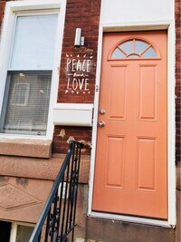 1835 Sigel St photo'