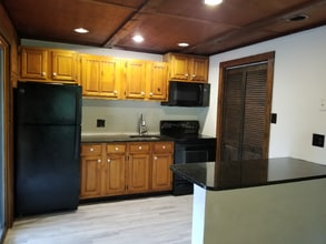 208 Sellersville Dr in East Stroudsburg, PA - Building Photo - Building Photo