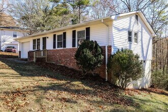 208 Sam Pate Dr in Birmingham, AL - Building Photo - Building Photo