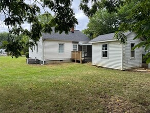 717 Queen Ave NW in Roanoke, VA - Building Photo - Building Photo