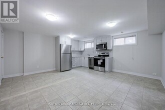 52 Farrell Ave in Toronto, ON - Building Photo - Building Photo