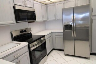 3900 Galt Ocean Dr, Unit 2314 in Fort Lauderdale, FL - Building Photo