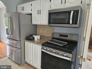 17404 Hughes Rd in Poolesville, MD - Building Photo - Building Photo