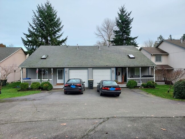 property at 604 Grant Ln SW