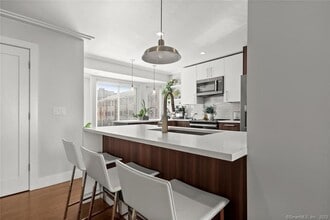 1611 Washington Blvd in Stamford, CT - Building Photo - Building Photo