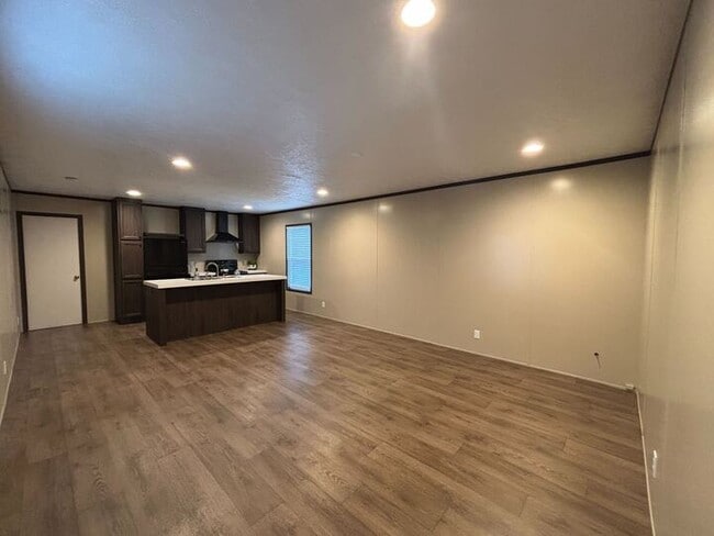 601 Kathy St in Conroe, TX - Building Photo - Building Photo