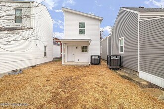 1322 S Preston St in Louisville, KY - Building Photo - Building Photo