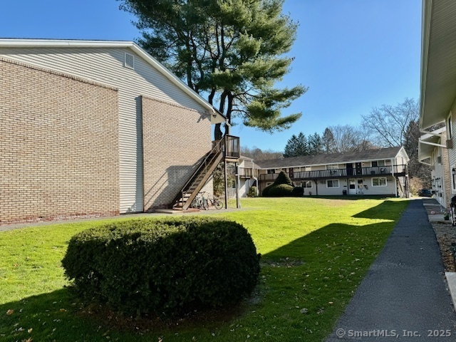 16 Bostwick Arms in New Milford, CT - Building Photo - Building Photo