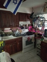 202 W 1st St in West Islip, NY - Building Photo - Building Photo