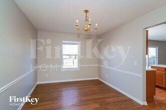 694 Morgan Way in Greenwood, IN - Building Photo - Building Photo