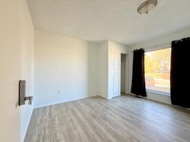 2708 W 98th Dr in Federal Heights, CO - Building Photo