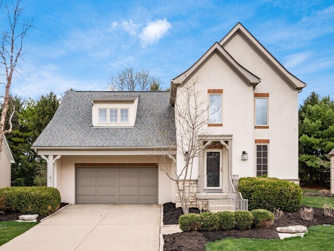4359 Tavistock Cir in Powell, OH - Foto de edificio - Building Photo