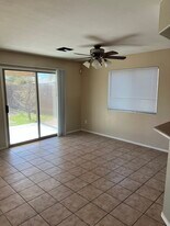 1371 E 10th Pl in Casa Grande, AZ - Building Photo
