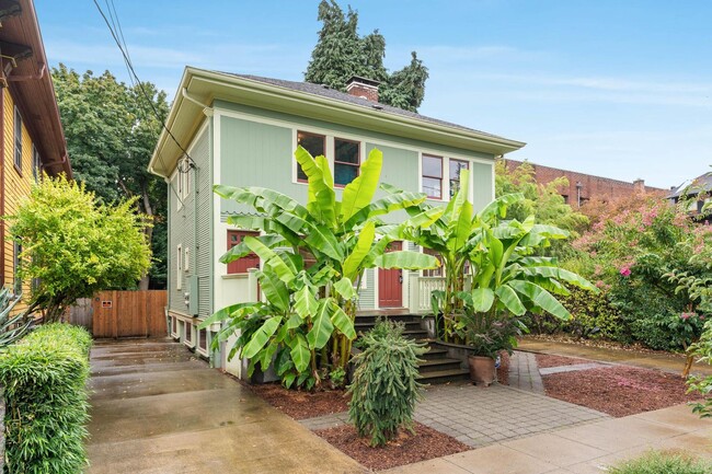property at 2924-2926-2926 SE Morrison St