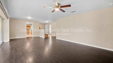 14010 102nd Ave in Largo, FL - Building Photo - Building Photo