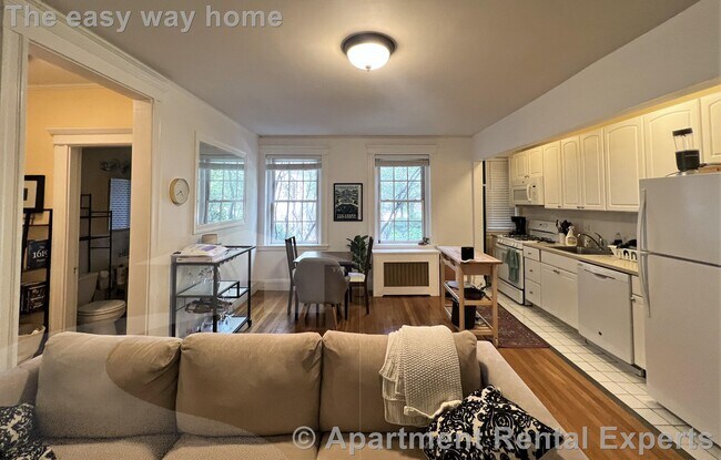 852 Massachusetts Ave in Cambridge, MA - Building Photo - Building Photo