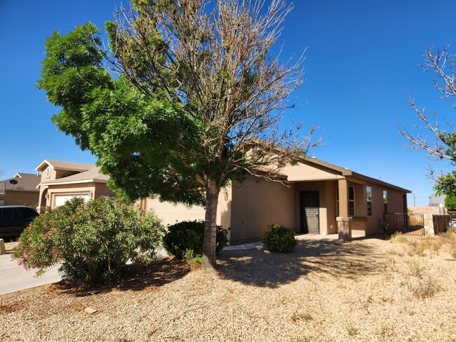 property at 5005 Kensington Way