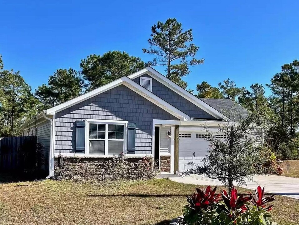 420 Ridgeway Dr in Sneads Ferry, NC - Building Photo