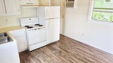 405 N Clegg St-Unit -405 in Trinity, TX - Building Photo - Building Photo