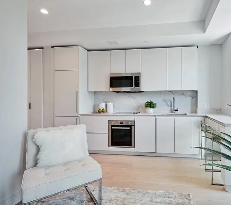 104 Saint James Pl in Brooklyn, NY - Building Photo