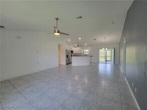 322 SW 23rd St in Cape Coral, FL - Building Photo - Building Photo