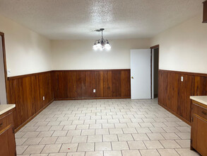 4405 48th St in Lubbock, TX - Building Photo - Building Photo