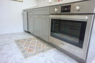 2078 S Delaware St in San Mateo, CA - Building Photo - Building Photo