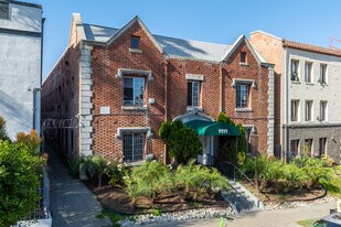 Norton Apartments in Los Angeles, CA - Building Photo