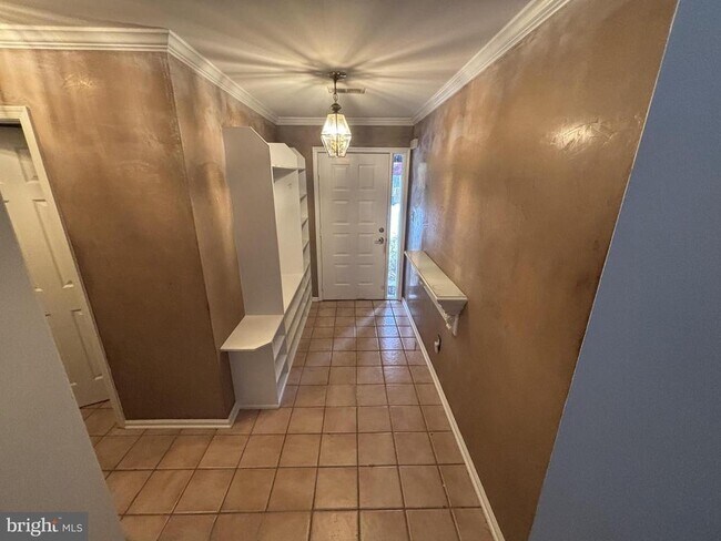 120 Eaton Dr in Wayne, PA - Building Photo - Building Photo