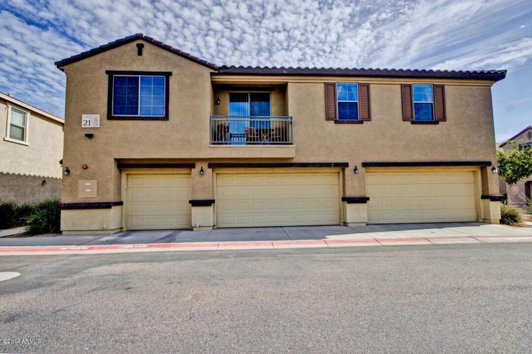 1250 S Rialto in Mesa, AZ - Foto de edificio