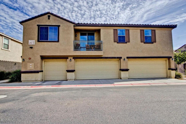 property at 1250 S Rialto