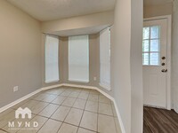 4920 Meadowood Cir in Baytown, TX - Foto de edificio - Building Photo