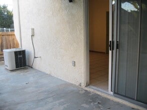 1388 Palomar Pl in Vista, CA - Building Photo - Building Photo