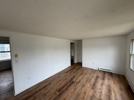 138 Ruby St in Shenandoah Junction, WV - Building Photo