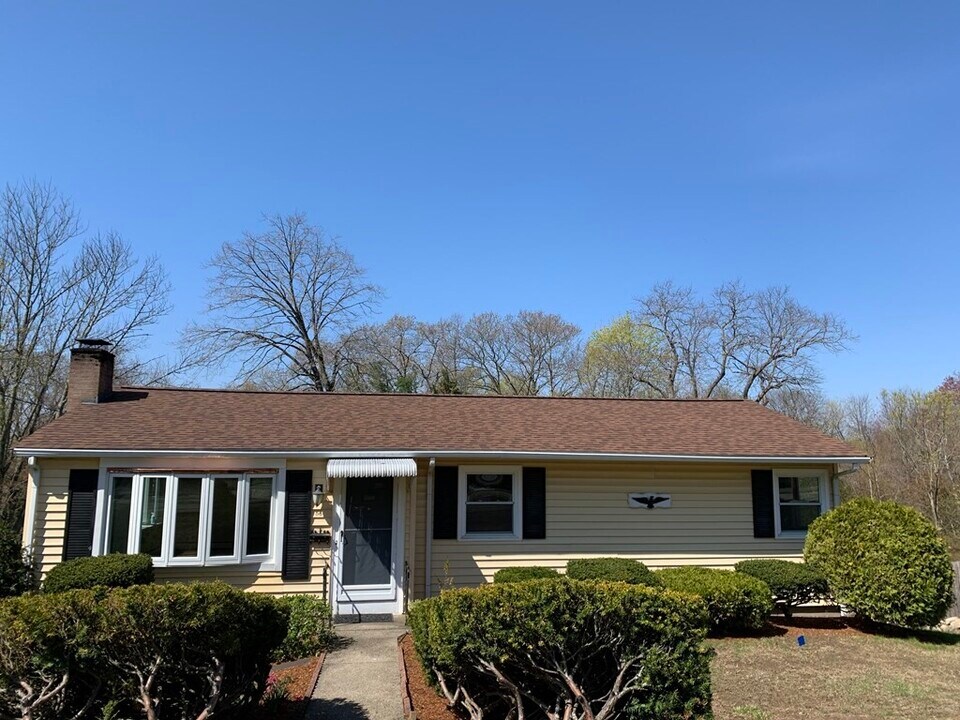 58 Marion St in Natick, MA - Building Photo