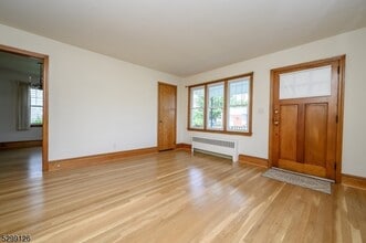 12 Jefferson St in Somerville, NJ - Building Photo - Building Photo