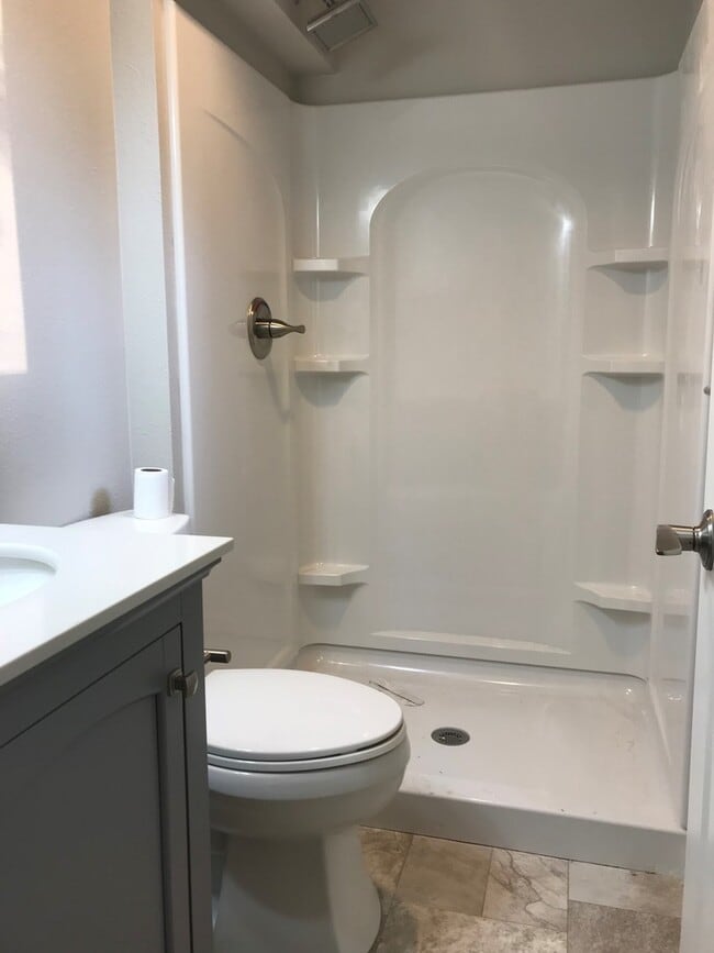 3507 Chapel Valley Rd in Rapid City, SD - Building Photo - Building Photo