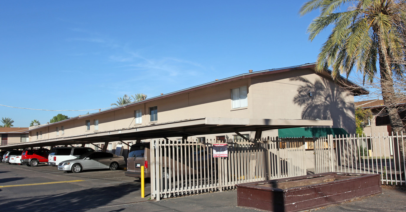 Orangetree Apartments in Phoenix, AZ - Building Photo