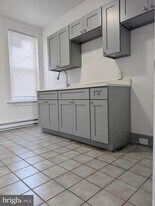 5205 N 5th St in Philadelphia, PA - Building Photo