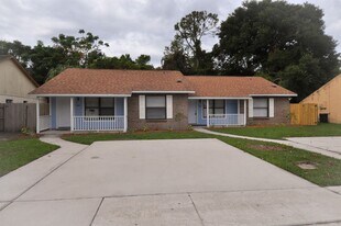 5443 Decatur St in Orlando, FL - Building Photo
