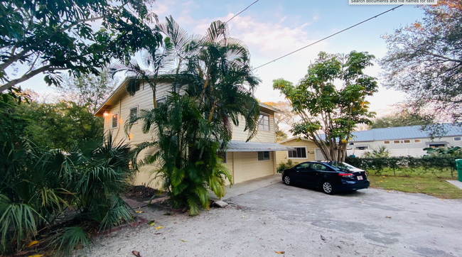 1034 7th St W, Unit #upper two-story