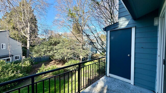 property at 40 Emery Bay Dr