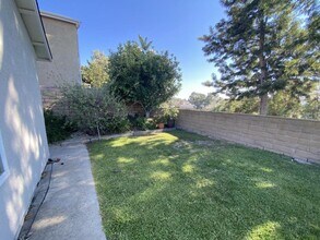 23091 Vía San Gabriel in Mission Viejo, CA - Building Photo - Building Photo