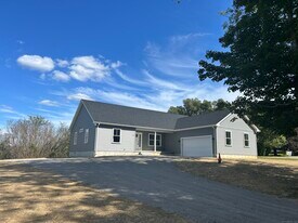 183 Knowlton Hill Rd in Ashford, CT - Building Photo