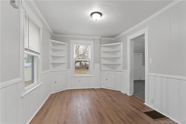 393 Huntington St in New Haven, CT - Building Photo - Building Photo